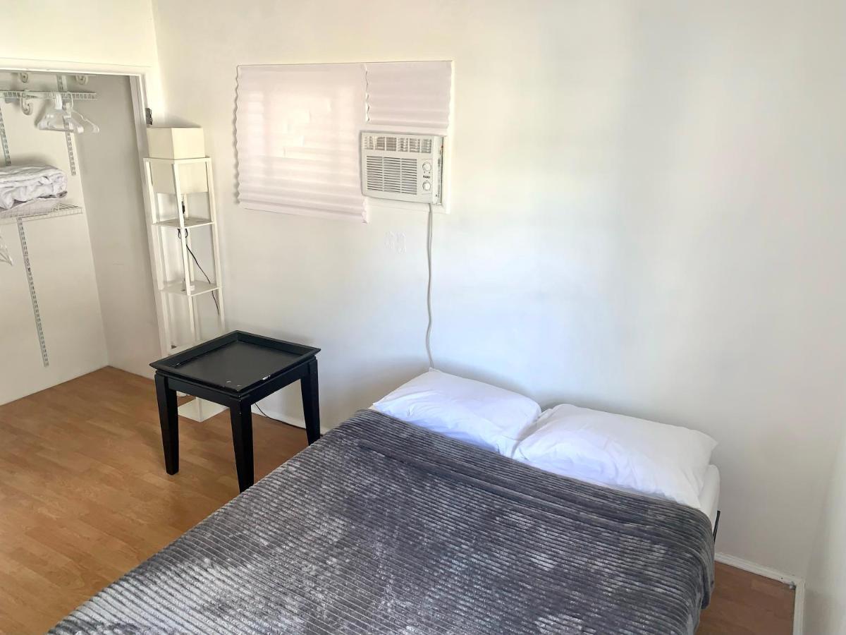 Charm West Valley Perfect Location By Westfield Topanga